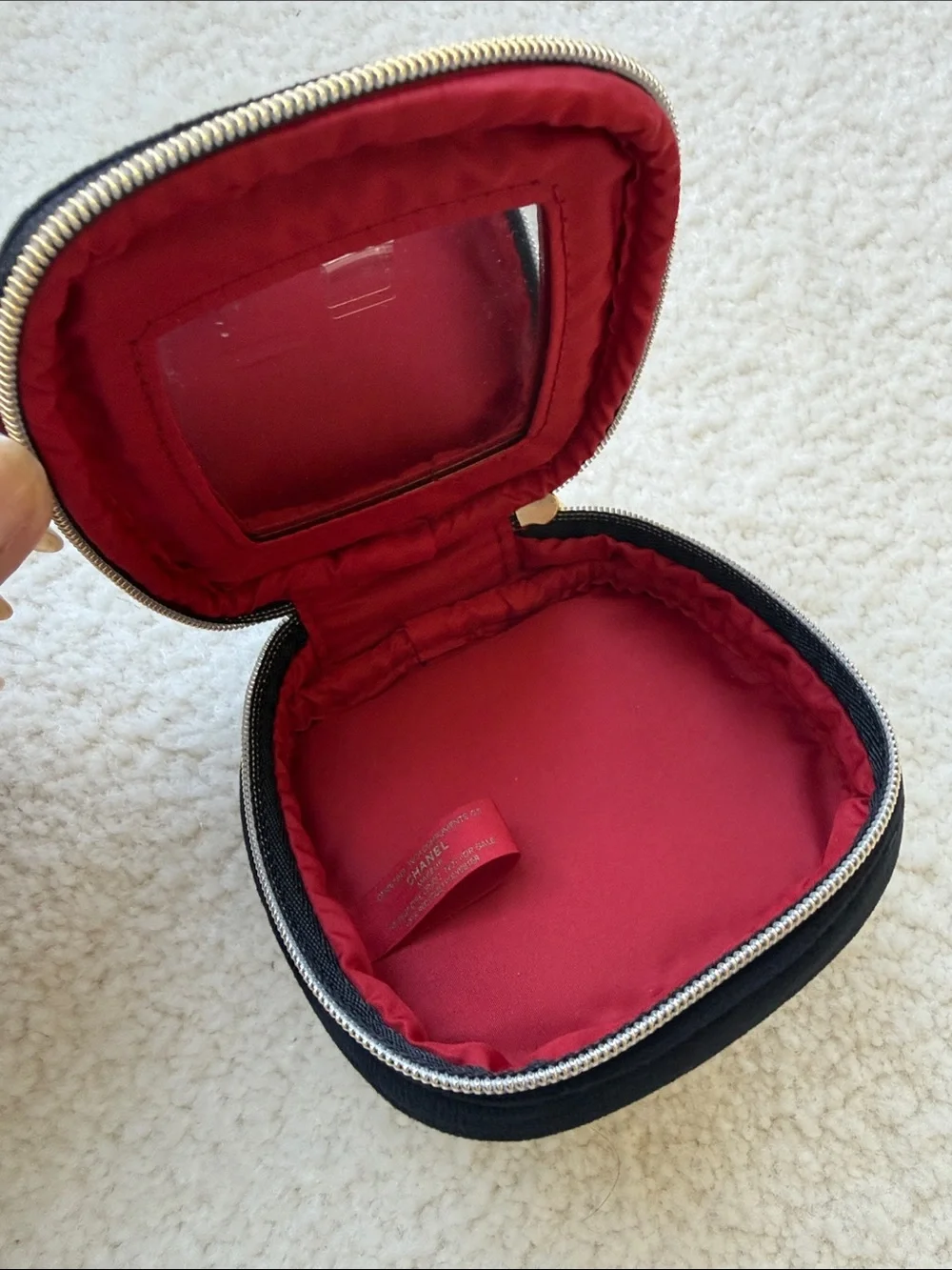 CHANEL compact velvet